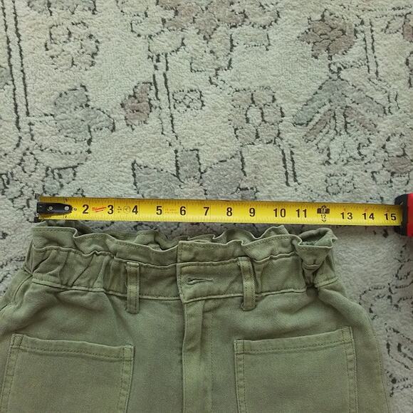 Böhme Paperbag High Rise Relaxed Crop Denim Pants Olive Women’s Small NWT - Picture 4 of 5